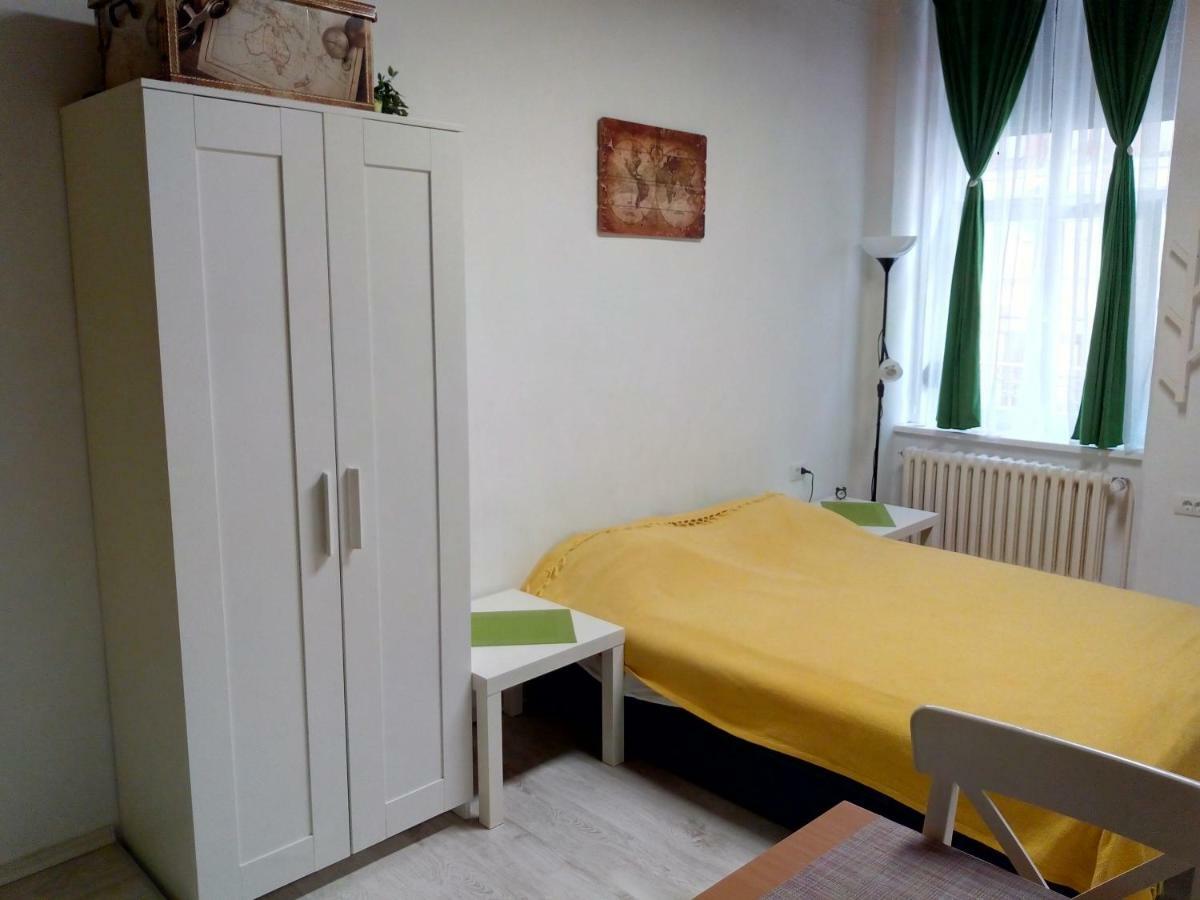 Studio Jolie Apartment Novi Sad Bagian luar foto